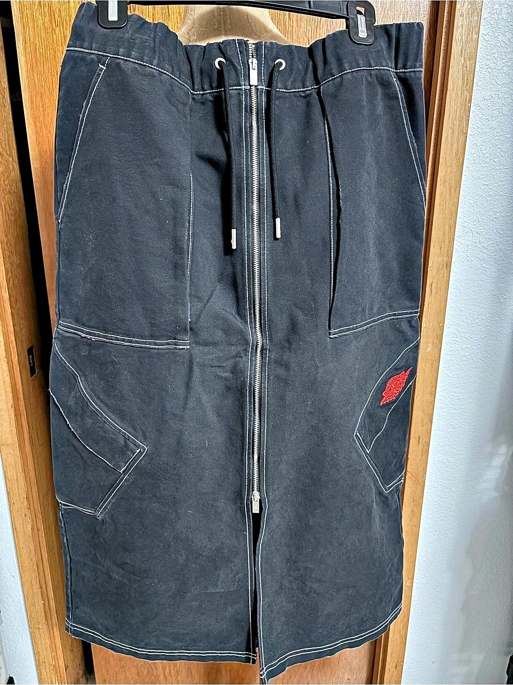 NEW NIKE AIR JORDAN sz M Faded Black Denim Midi Cargo Skirt Elastic Waist IB2922